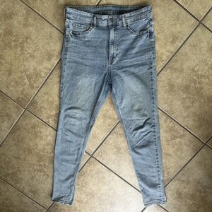 H&M &DENIM Ultra High Waist Skinny Ankle Jeans Light Wash Blue Size Medium